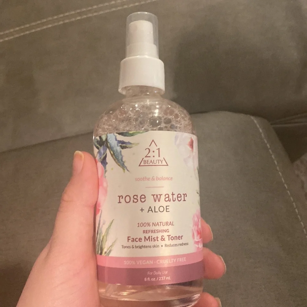 2:1 beauty rose water and aloe face mist and toner